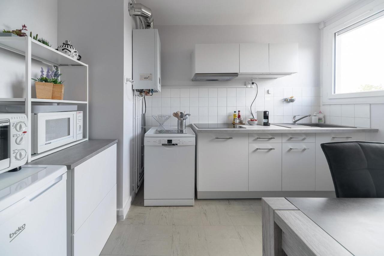 Le Raymond - Appartement Proche Du Centre Sportif, Des Rives De L'Allier Et Du Centre-Ville - Parking Vichy Exteriér fotografie